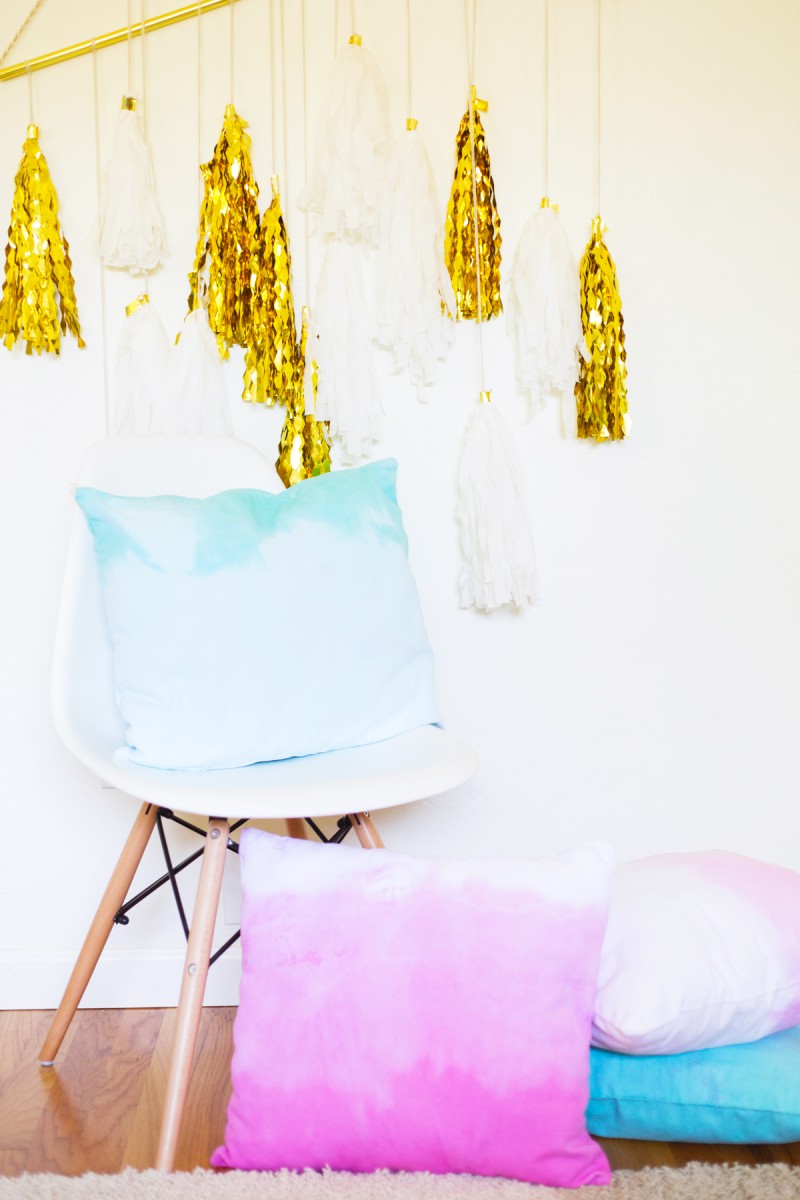 DIY Ombre Dip Dye Throw Pillows