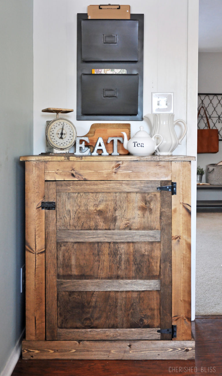 How to Build a Small Farmhouse Buffet