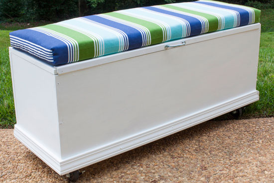 A Rolling Storage Bench