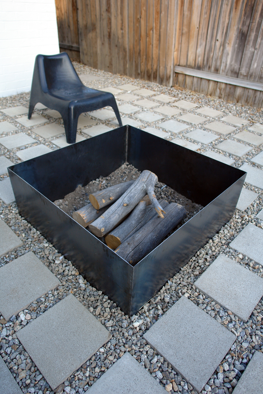 Metal Fire Pit