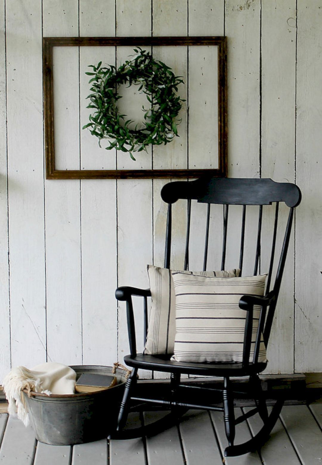 Minimal Rustic Porch Decor