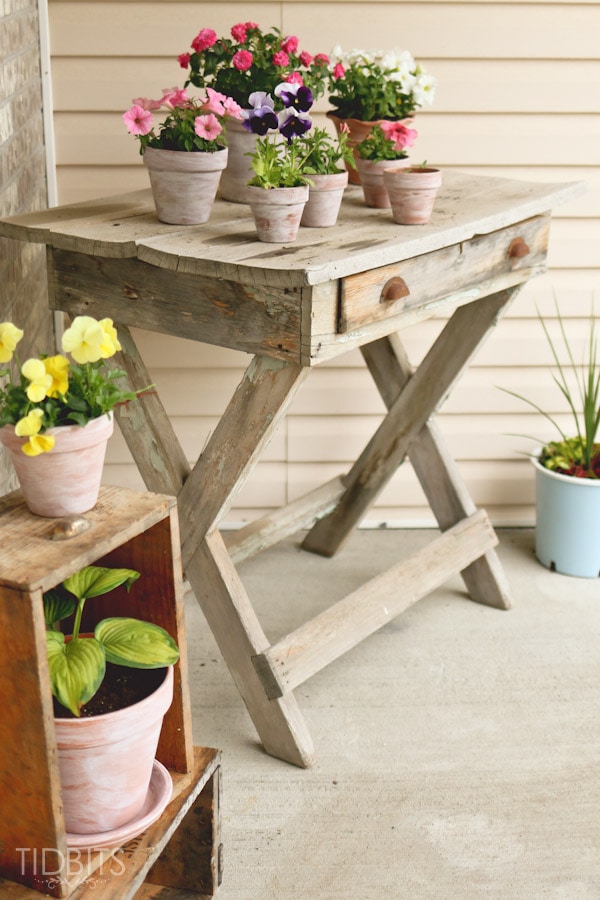 Weathered Texture Complimenting Florals