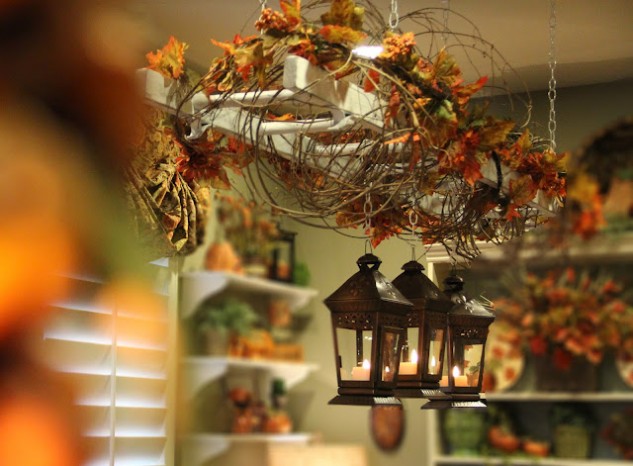 4. Candle Lanterns Holder