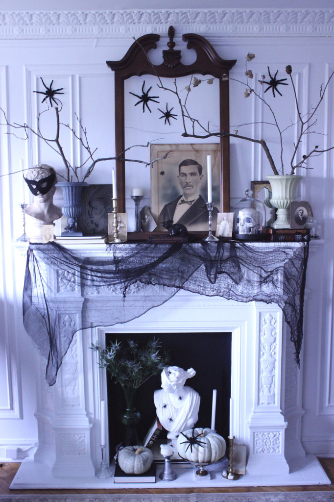 Haunted Mansion Mantel