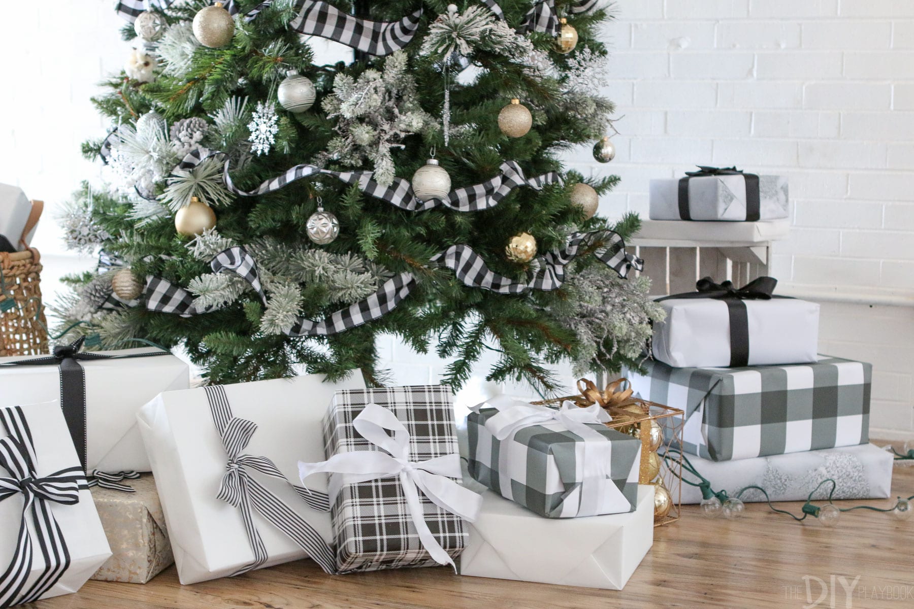 Buffalo Check Christmas Tree